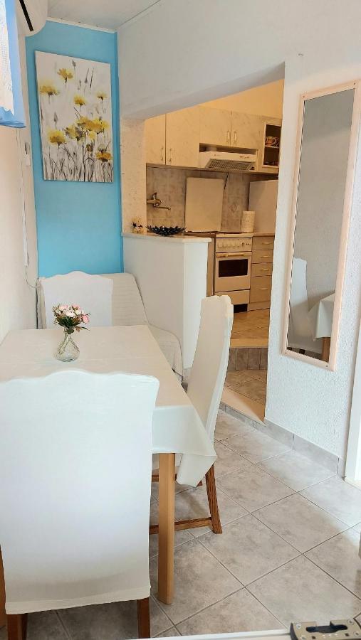 Apartment Jerolima Dugi Rat Esterno foto