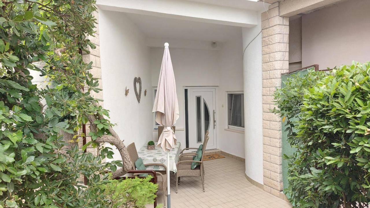 Apartment Jerolima Dugi Rat Esterno foto