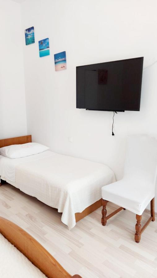 Apartment Jerolima Dugi Rat Esterno foto